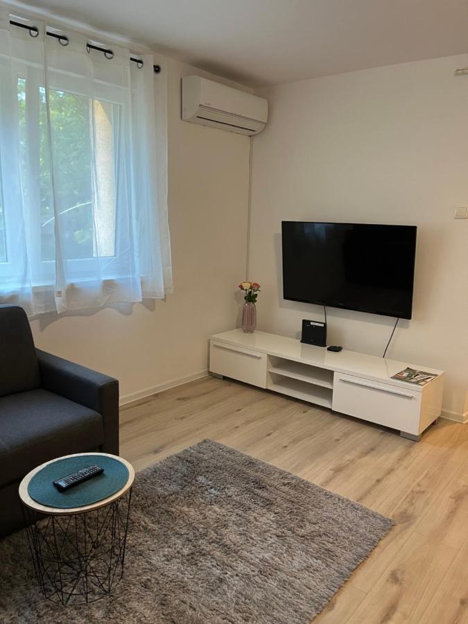 Apartment Vbk Осиек Экстерьер фото